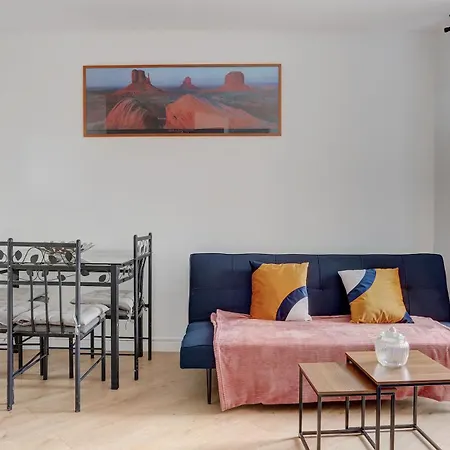 Le Sully - La Jolie Apartament *